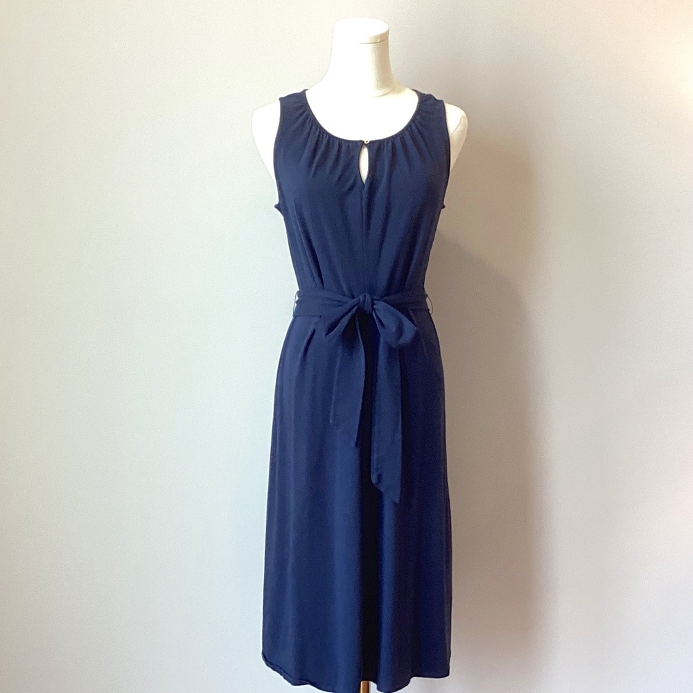 Lands End Jersey Sleeveless Keyhole Belted Dress - MP